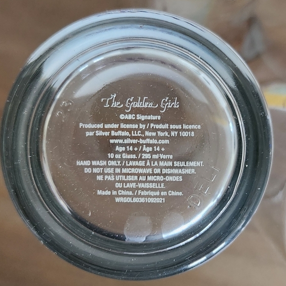 ๐น Silver Buffalo The Golden Girls Glassware Set โ 4 Glasses, 10oz Each, New in - Picture 15 of 16